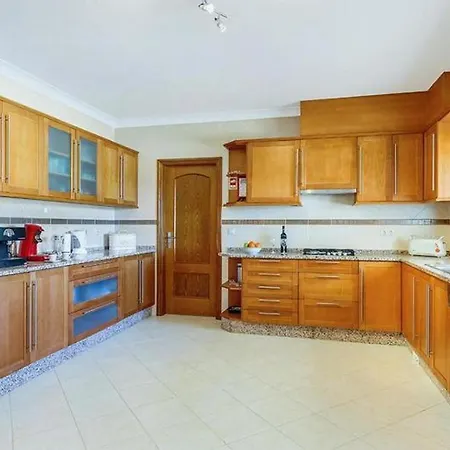 Mikael - Free Wi-fi - Aircon - Private Pool By Bedzy Vila Albufeira